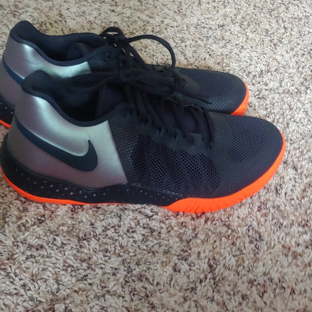 Nike Fast N Free tennis shoes size 10.5 AV4713-400